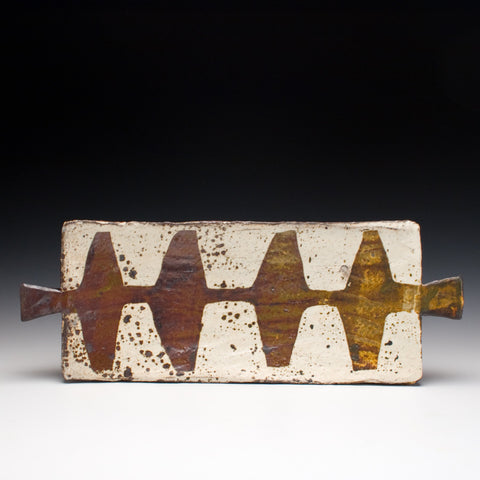 Triangle handle tray