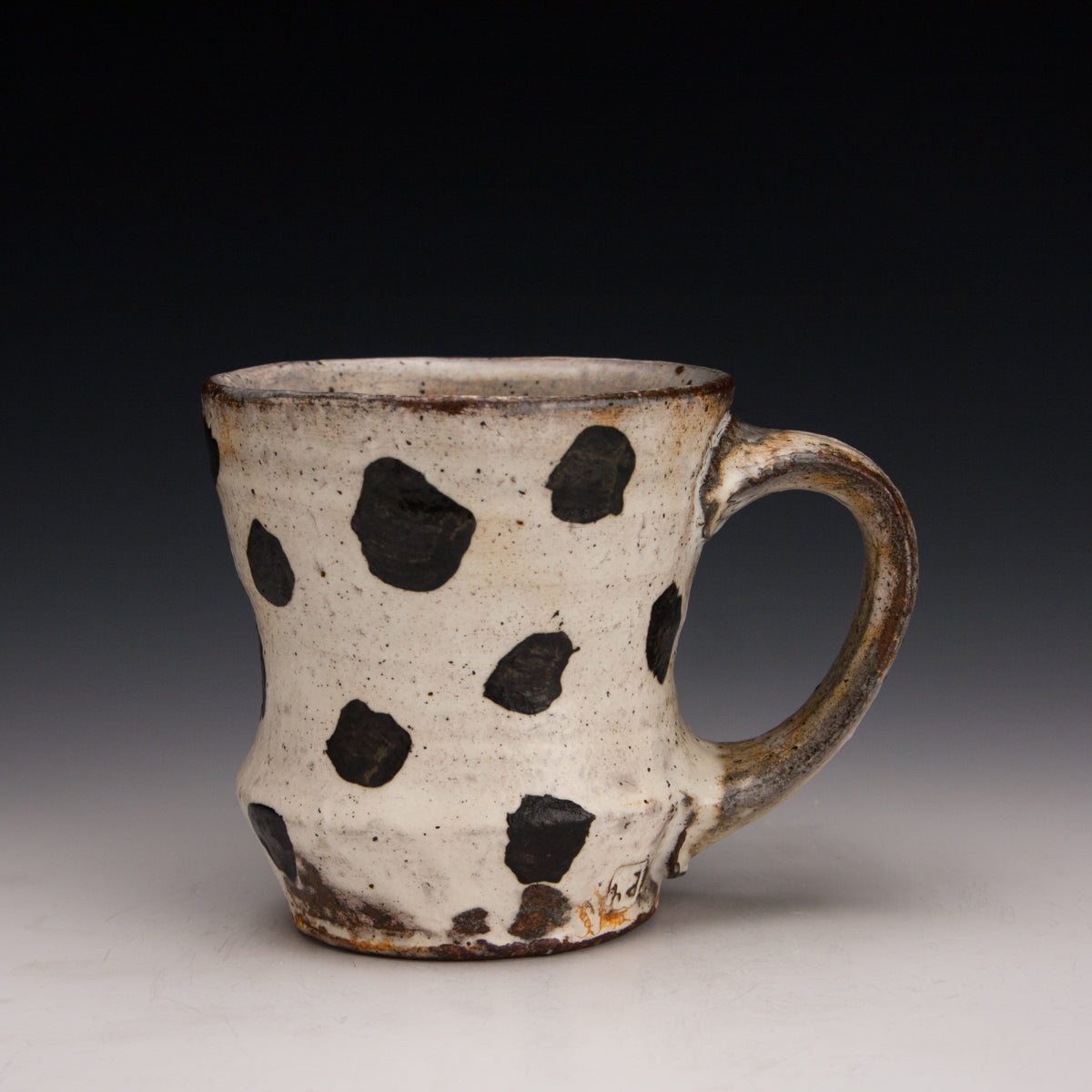 https://bandana-pottery.myshopify.com/cdn/shop/products/huntdalglishmugs-39.jpg?v=1588817676